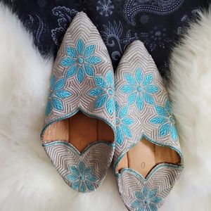 Leather Silver/Blue Morracan Slippers-SZ 7